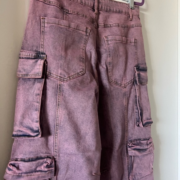 AKIRA Dusty Pink Cargo Pants - Picture 6 of 7